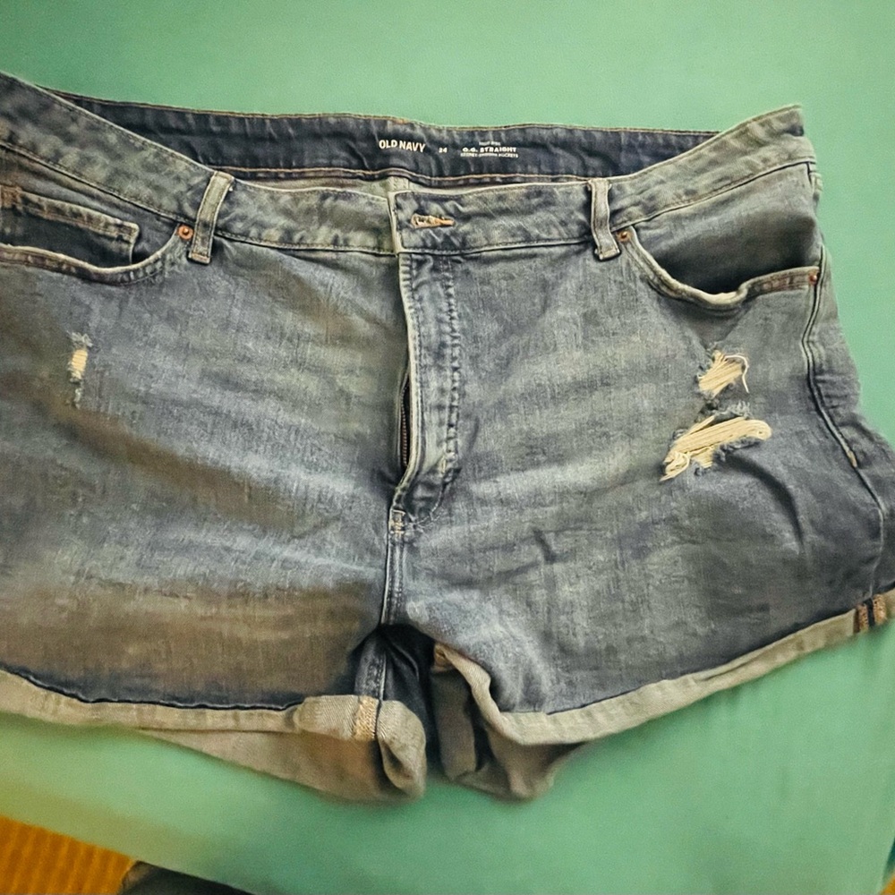 Old Navy Women's Distressed Denim Shorts - Blue